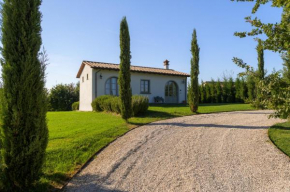 House in the heart of Tuscany with A/C and pool!
